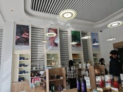 ”正在宁淮智能制制财产园园区江苏省三维打印